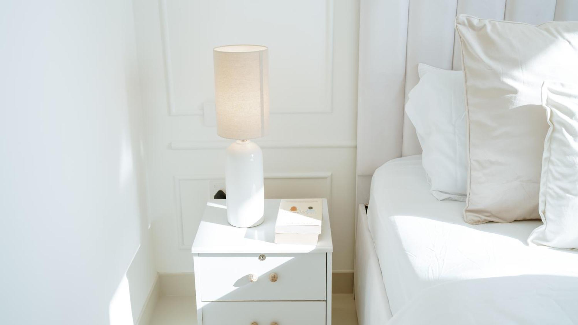 Modern 2br Near Mall & Burj Khalif Vakantiehuis *