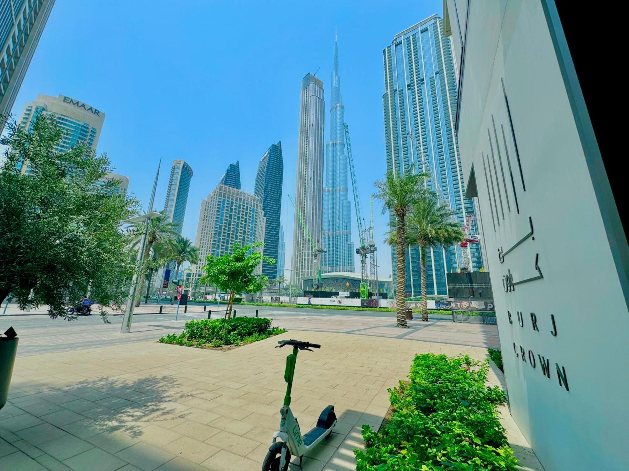 Modern 2br Near Mall & Burj Khalif Vakantiehuis *